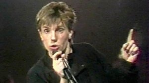 Насколько современна сегодня песня группы ФОРУМ "ОТПУСТИТЕ МАМЫ ДЕВОЧЕК НА УЛИЦУ"?