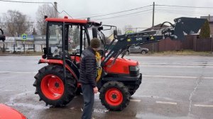 Супер крутой фронтальный погрузчик для минитрактора. Смотрите обзор!