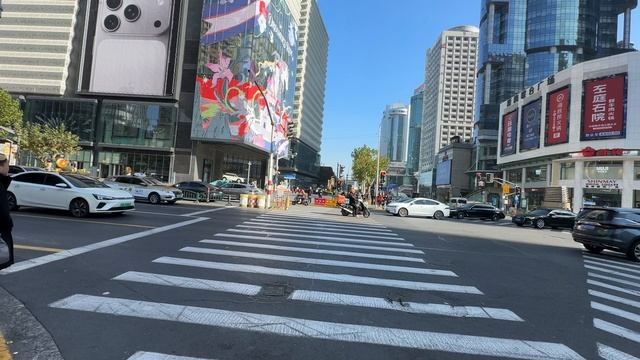 ИНТЕРЕСНЫЙ КОНТРАСТ В КИТАЕ ПРОГУЛКА КАК ВАМ