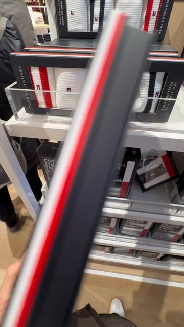 Обзор цен в аутлете Franciacorta в Брешие, Италия