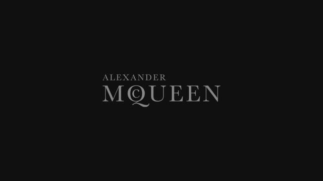 Показ мужской коллекции Alexander McQueen осень-зима 2014