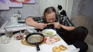 РЁБРЫШКИ вкусно кушаю ПОДВАЛ ИЛЬИЧА