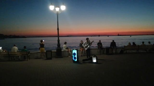 Агата Кристи — Как на войне. Уличный музыкант смотреть онлайн