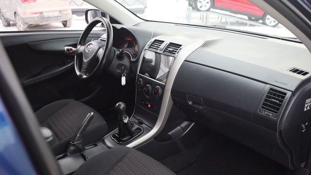 Toyota Corolla смотреть онлайн