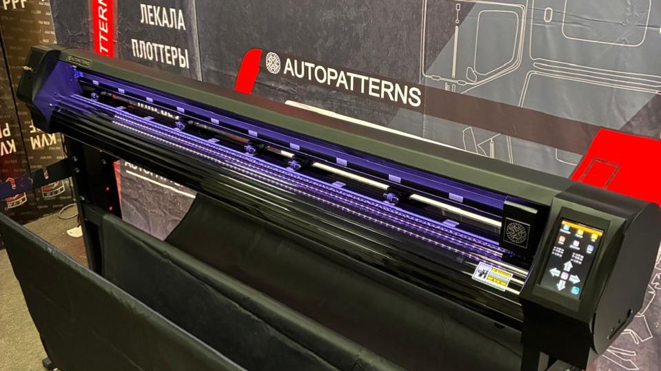 сборка и первый запуск плоттера AUTOPATTERNS VH60_152 смотреть онлайн