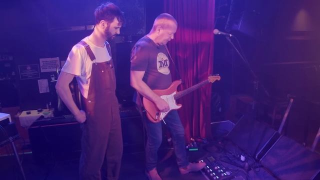 The Guitar Rig Brett Kingman Actually Uses On Stage