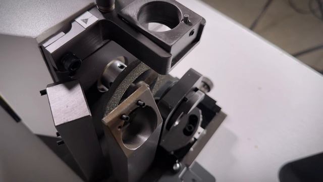 Станок для заточки фрез AURA ZM-X3 (2025) смотреть онлайн