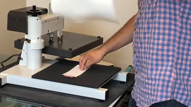 Декорирование кожаного браслета бумагой CPM 6.2