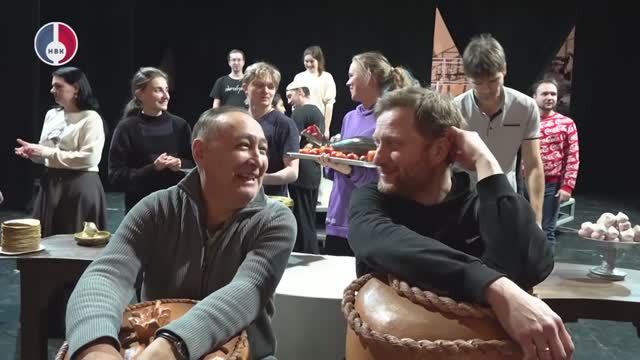 Репетиции новогодней программы в Театре музыки, драмы и комедии смотреть онлайн