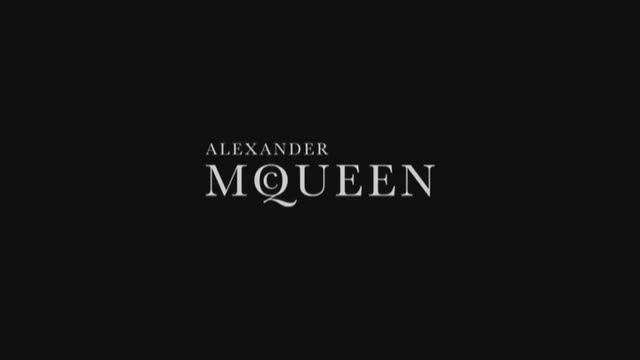 Показ мужской коллекции Alexander McQueen осень-зима 2013