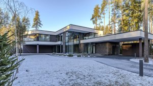 Дом 455 м² на участке 14 соток в КП "Репино Парк" (№151)