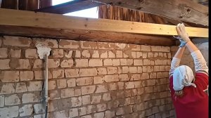 Сколько мешков мусора выгребла? Копали картошку, взялись за ремонт потолка. 58 серия