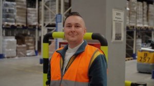 Клип логистики о программе «Лента Забота»