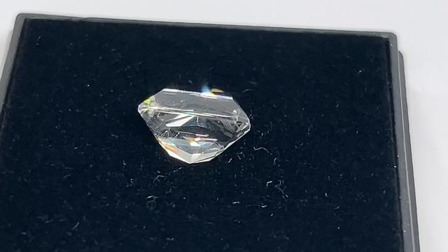 Данбурит 5,45 карат смотреть онлайн