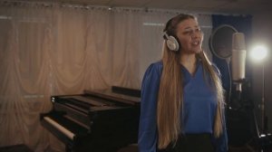 Ваши семьи - самый крепкий и надежный тыл! Песня для солдат.