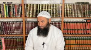 Можно ли молиться в шортах? | Ринат Абу Мухаммад