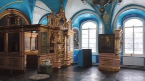 Сходила в больницу ,а потом в церковь .