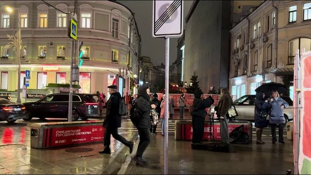 🎄Рождество в Москве начинается рано вечерняя прогулка по праздничным огням города✨ смотреть онлайн