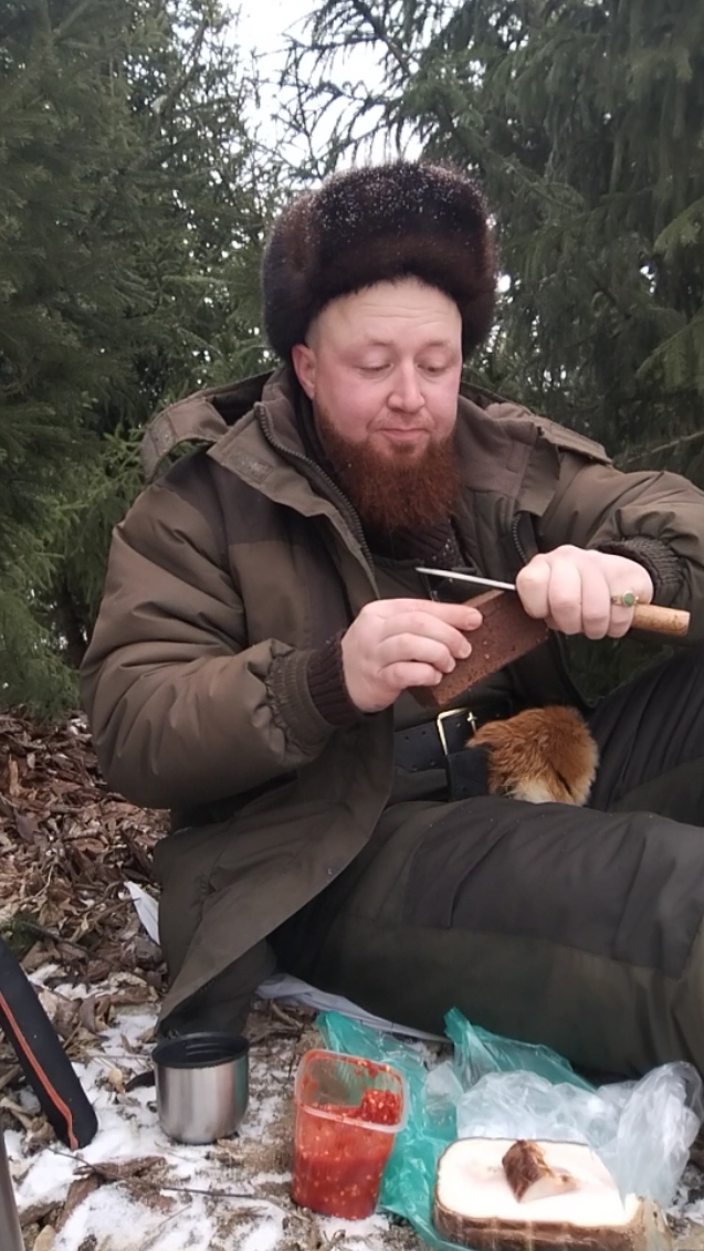 ЧТО ЕДЯТ ТАЁЖНЫЕ ЛЮДИ?! смотреть онлайн