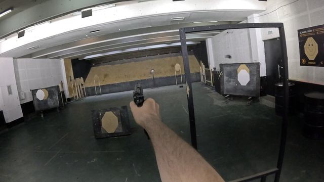 Тренировка: Стрельба одной рукой