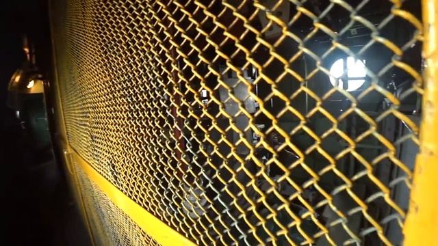 Обзор машинного отделения электровоза ВЛ80т смотреть онлайн