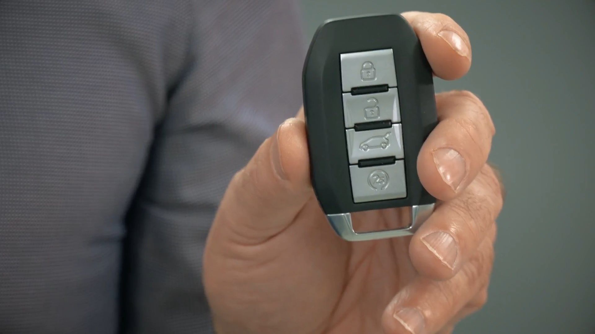 Как работает новая ключа-карта Lada Vesta 2026 смотреть онлайн