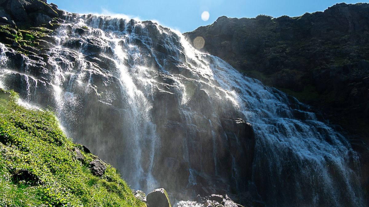 Водопад Паратунский, Камчатка. смотреть онлайн