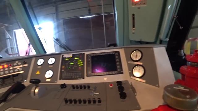 Обзор кабина 1 электровоза 3ЭС5к Ермак смотреть онлайн