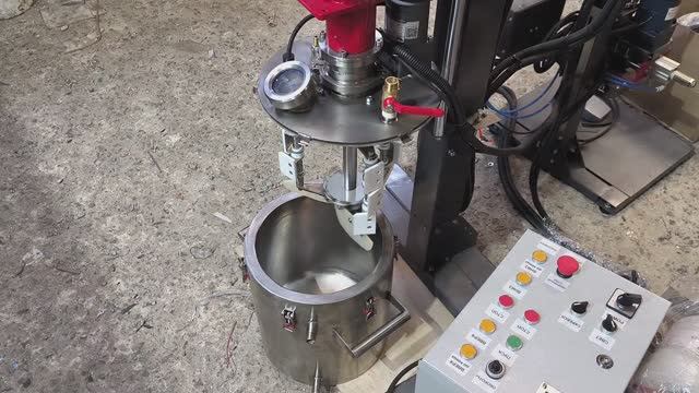 двухвальный вакуумный диссольвер до 20 литров 2,2 кВт смотреть онлайн