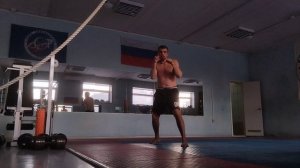 Бокс.Прямой в солнечное.