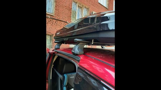 Установка багажника и бокса Атлант на Honda Freed