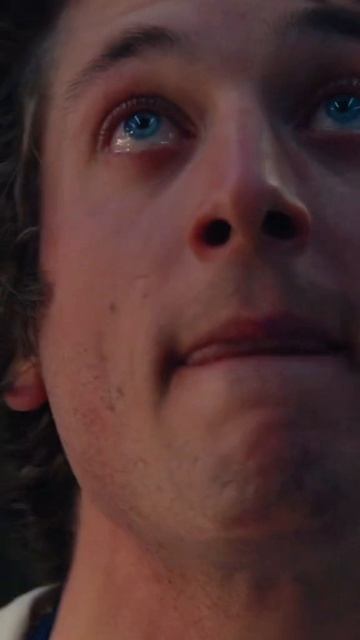 Лучший сериал про поваров медведь. 📹
#сериал #медведь #повар #шефповар смотреть онлайн