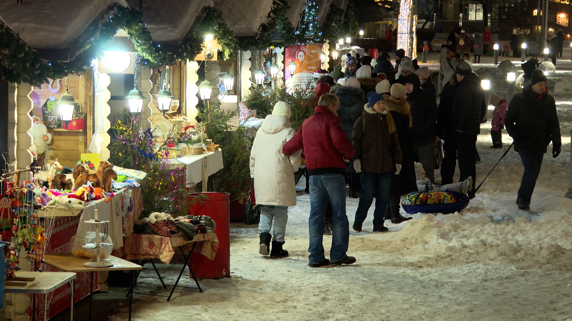 Новогодняя ярмарка смотреть онлайн
