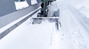 Уборка снега FRONTMEN GI03 со снегоротором