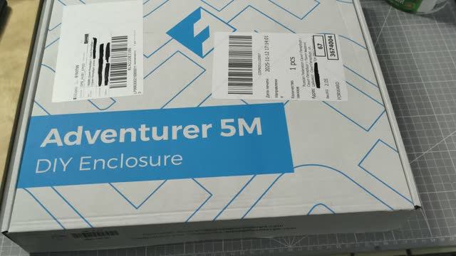 Flashforge Adventurer 5M - комплект для обшивки принтера. Распаковка.