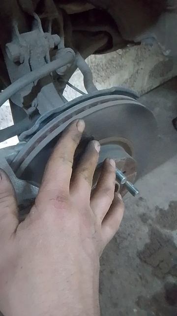 замена колодок Honda Fit