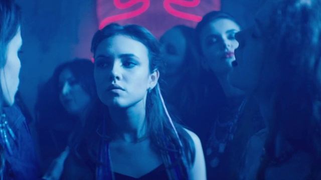 Музыкальные клипы 2025 - Подарки