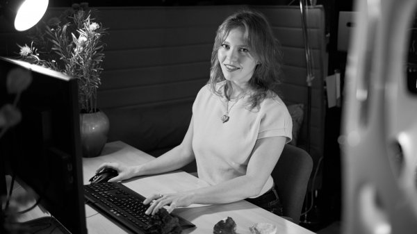 Kate Pencil Design UI_UX WEB