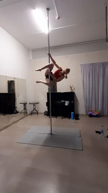 Наконец-то стала получаться рогатка с воздуха (из серии "ПОТОМУ ЧТО МОГУ!..")