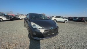 Toyota Aqua 2014 — гибрид 1.5 л, вариатор, Black Leather