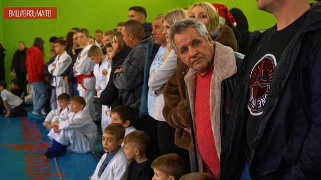 142 бойца, 11 клубов: как прошёл православный турнир по рукопашному бою в Вязьме смотреть онлайн