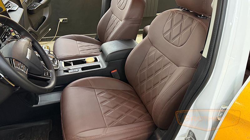 Чехлы на сиденья автомобиля Haval M6 смотреть онлайн