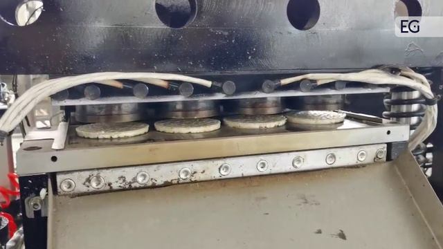 Машина для изготовления кукурузных хлебцев CBJ-24Y смотреть онлайн