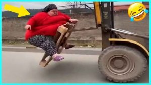 Постарайтесь не засмеяться 😂 Смешная подборка неудачных моментов 🤭