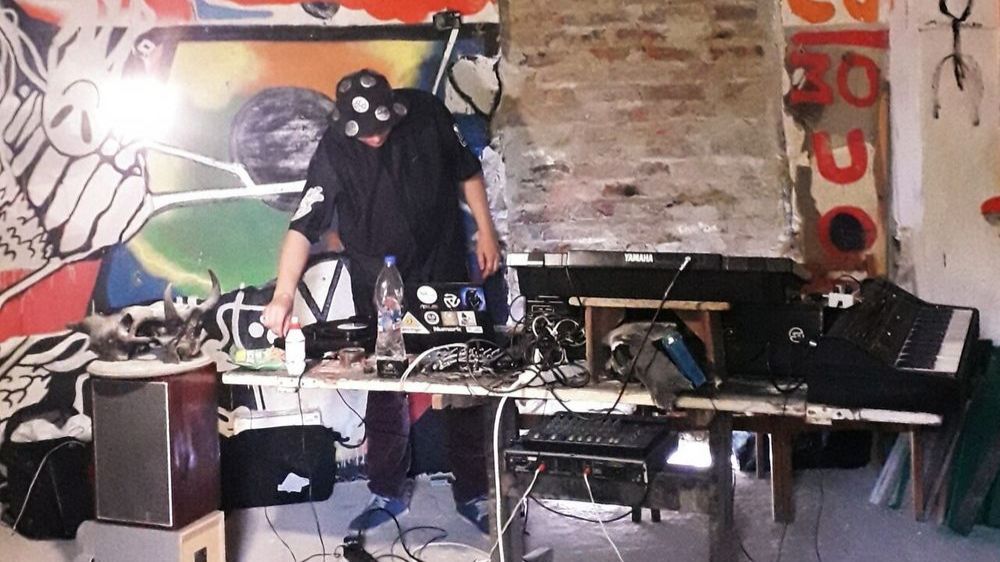 FREAQ RADIYO - SOULFOOD VOL.1 смотреть онлайн