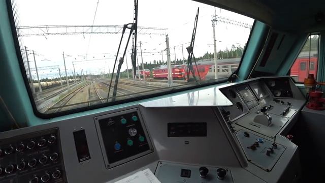 Обзор кабина 2 электровоза 2ЭС4К смотреть онлайн
