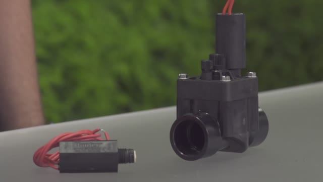 Как поменять соленоид на клапане Hunter
