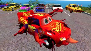 МУЛЬТИКИ ПРО МАШИНКИ МАКВИН: прыжок с РАМПЫ и падение в ОБРЫВ