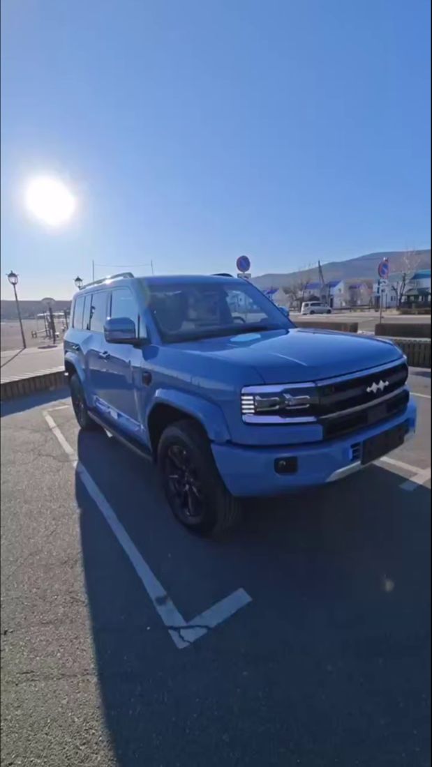 🚗 BYD Leopard 5 🩵Небесно голубой цвет смотреть онлайн