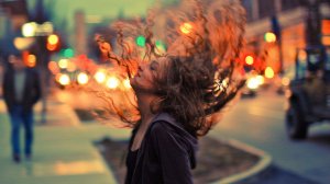 Песня "ТАНЦЫ ДО УТРА" Музыка: Сергей Тюрин. Текст, вокал, монтаж видео: Людмила Ломаева.